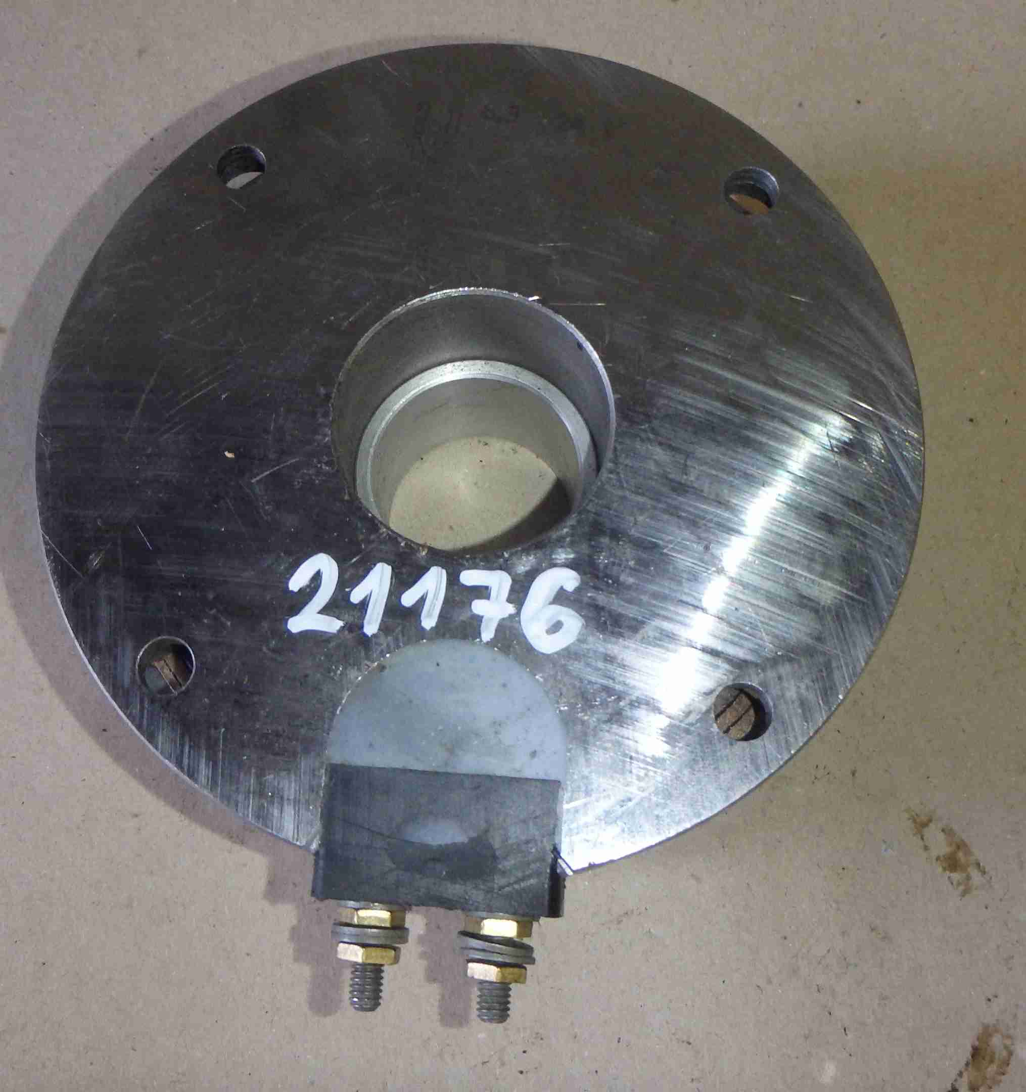 Elektrická lamelová brzda 6,3 24V (Brzda 2,7,25.jpg)